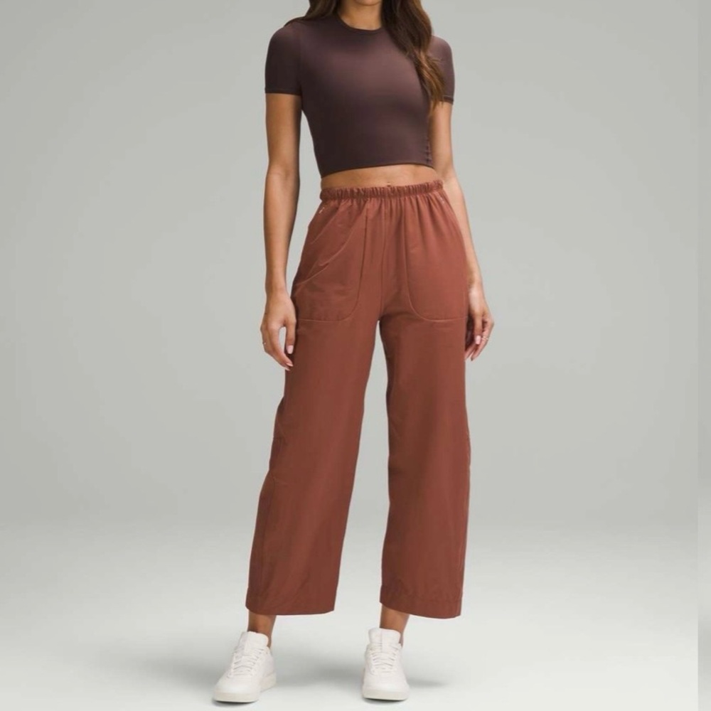Lululemon Lightweight Mid-Rise Barrel Leg Cropped Pant Ancient Copper